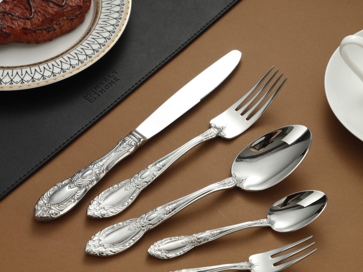 Royal Style Carved Handle Western Utensils Set