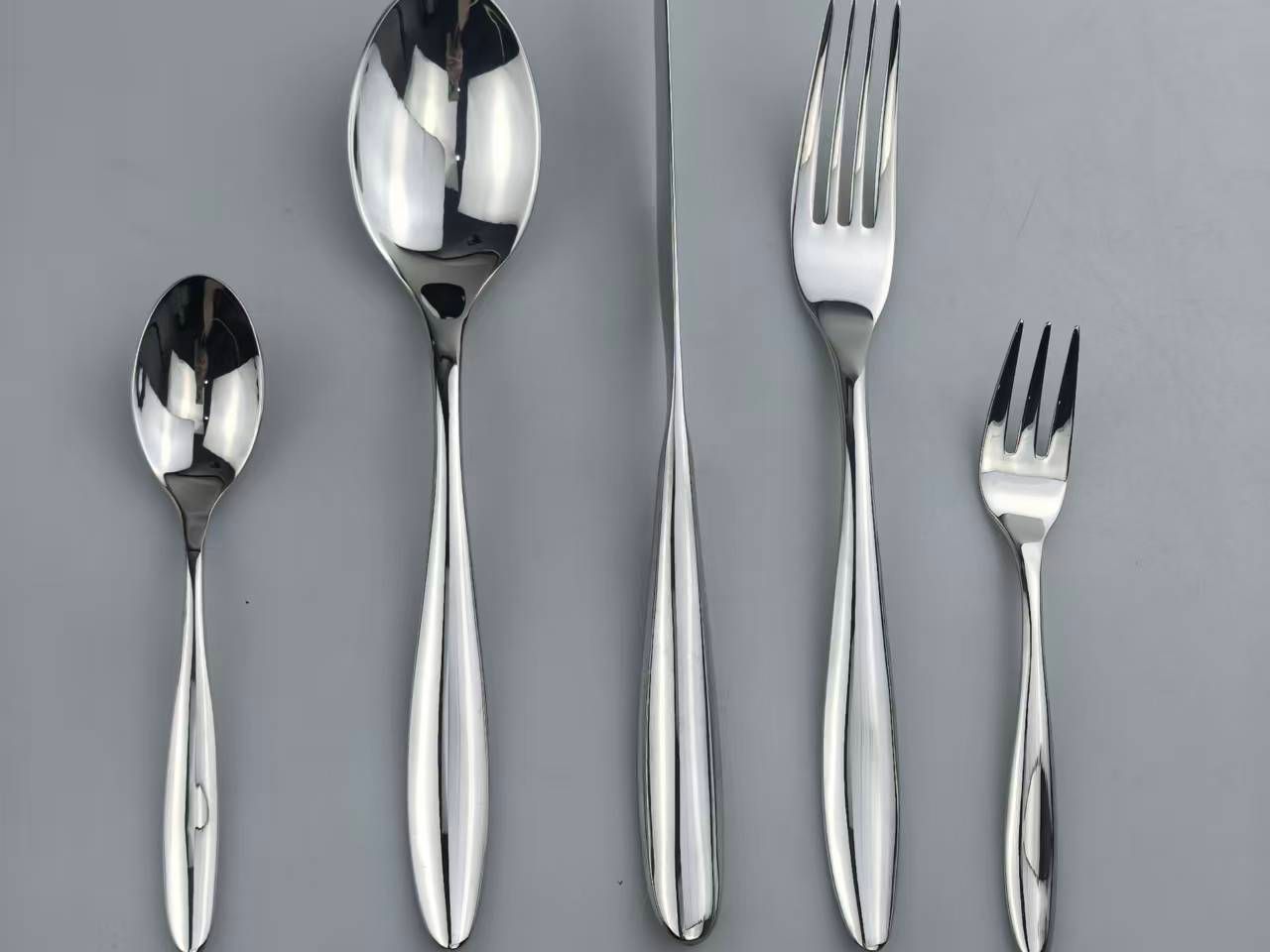 Elegant Series Mirror Polished Stainless Steel cutlery Set 
