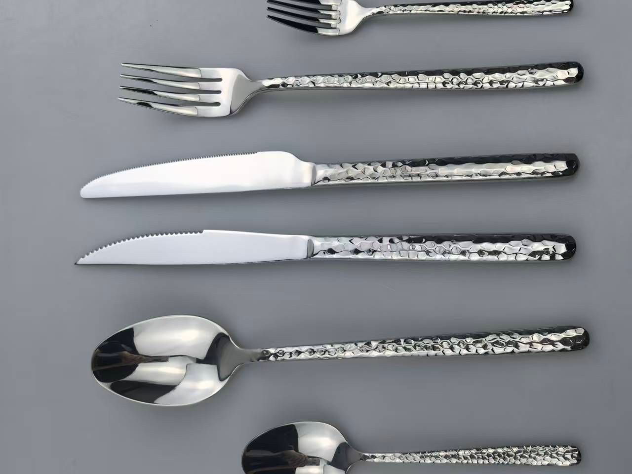 OEM Stainless Steel Cutlery Set – Mirror Polish Flatware with Dot Handle for Wholesale