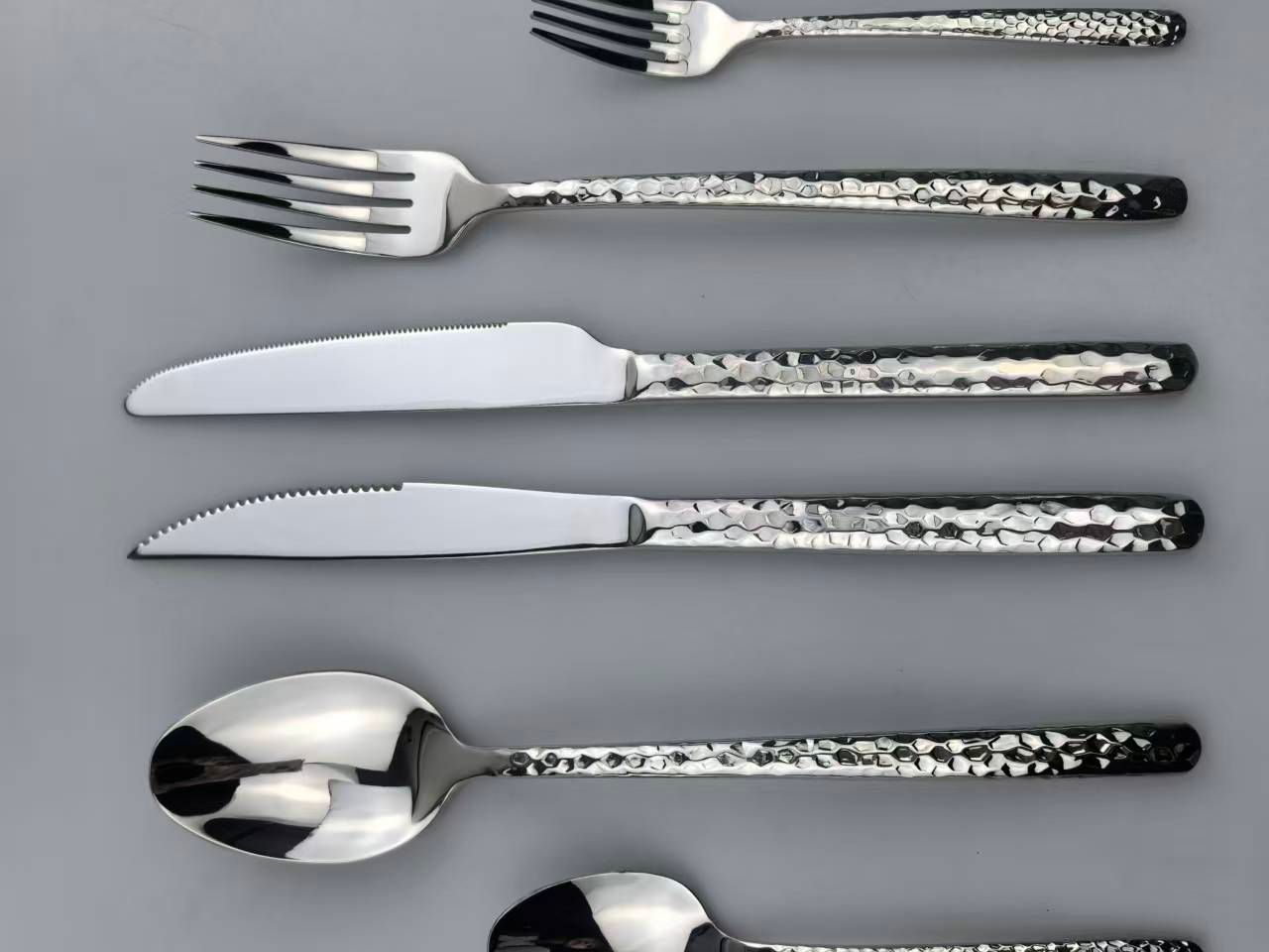 Textured Handle Stainless Steel Flatware Set – Contemporary Hammered Design