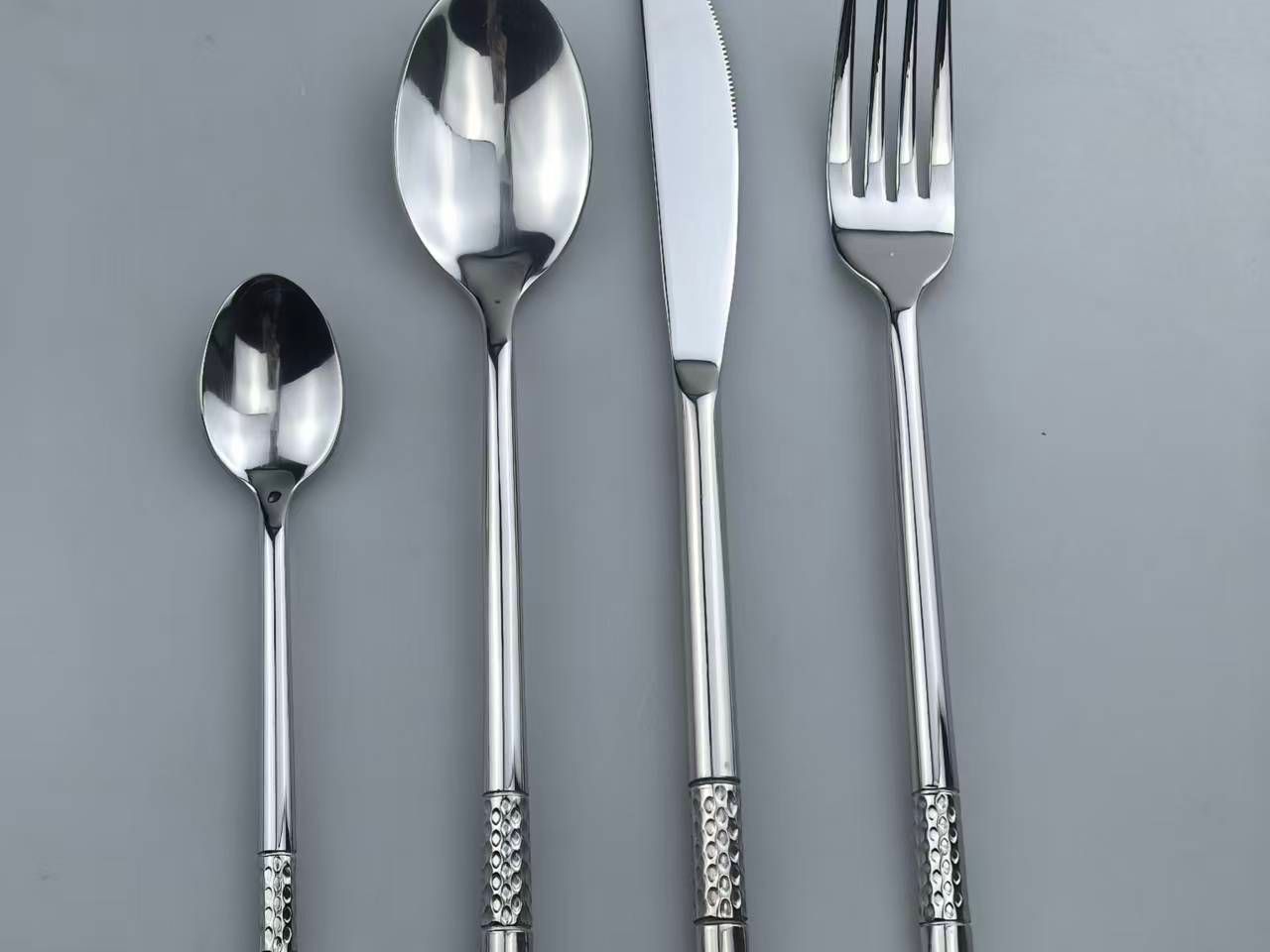 Pattern Grip Stainless Steel Cutlery Set