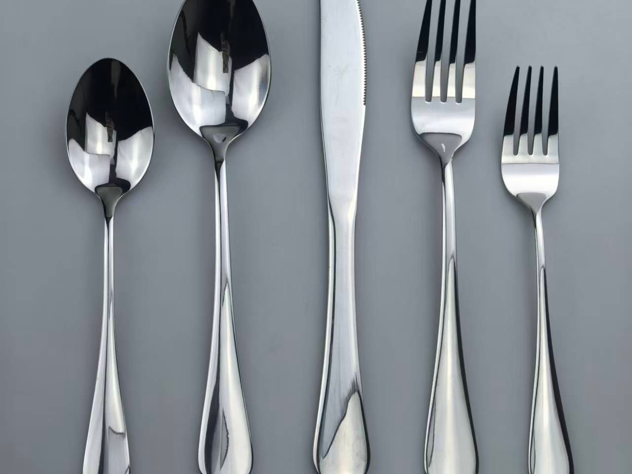 Tear Drop Handle Stainless Steel Cutlery Set – Mirror Finish Flatware