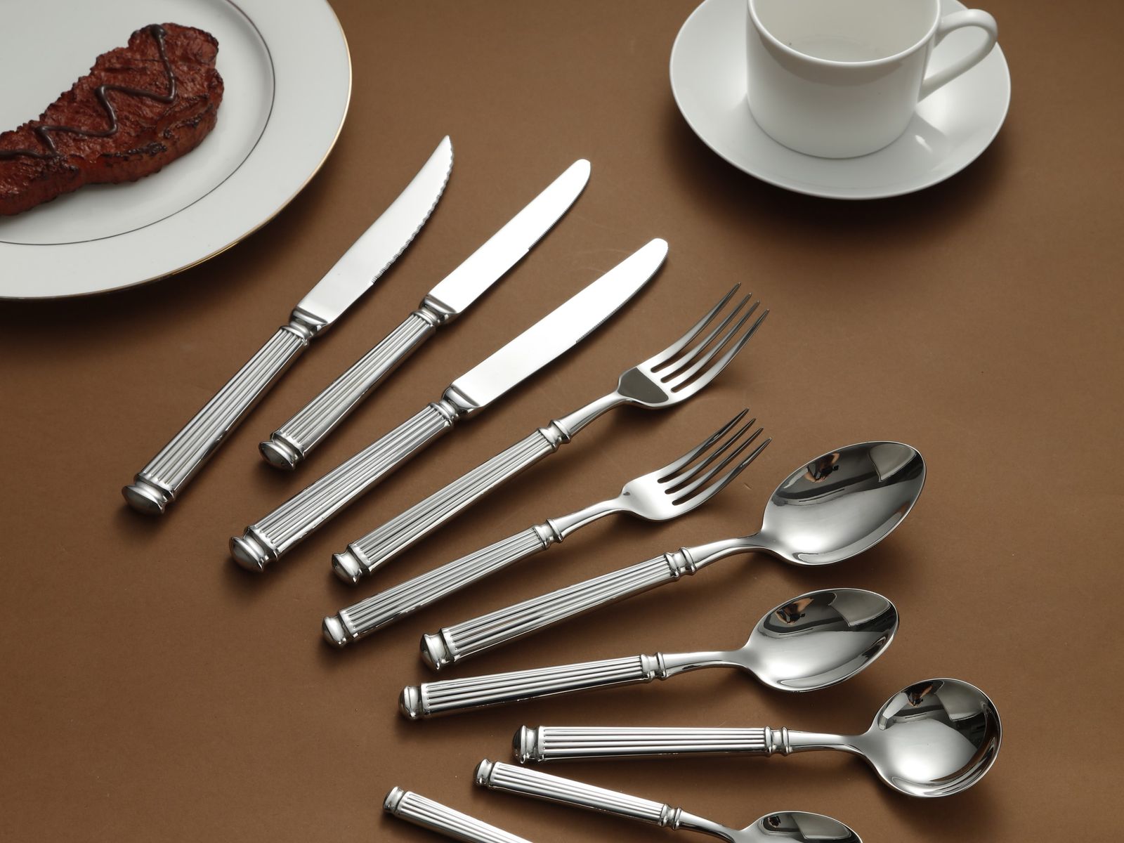 Fluted Column Pattern Stainless Steel Flatware Set
