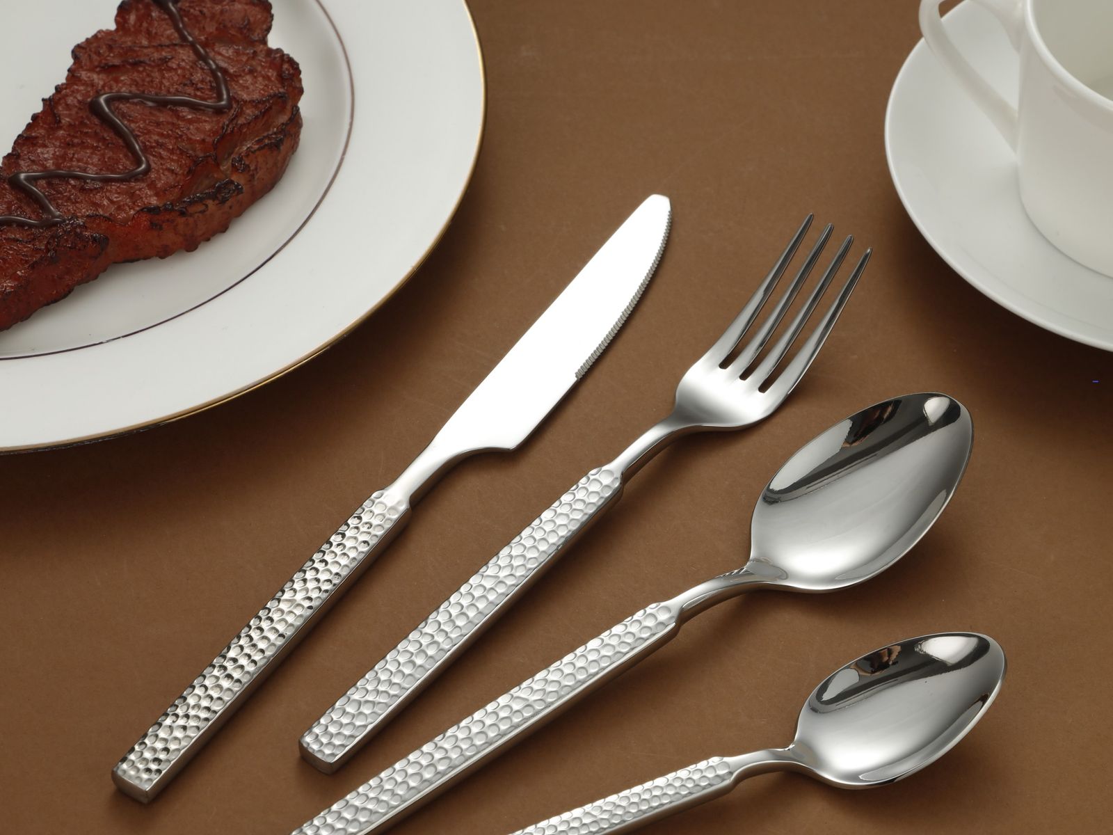 Full Hammered Textured Stainless Steel Flatware Set
