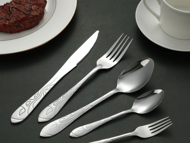 Feather Pattern Embossed Stainless Steel Flatware Set
