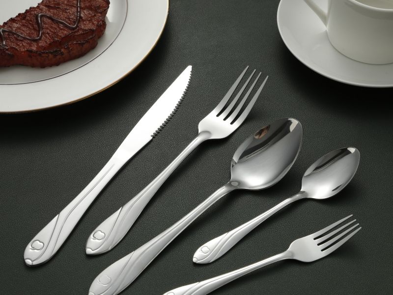 Simple Line Engraved Stainless Steel Flatware Set