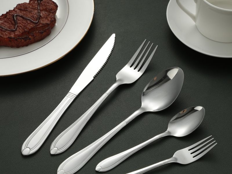 Double-Line Contoured Stainless Steel Flatware Set