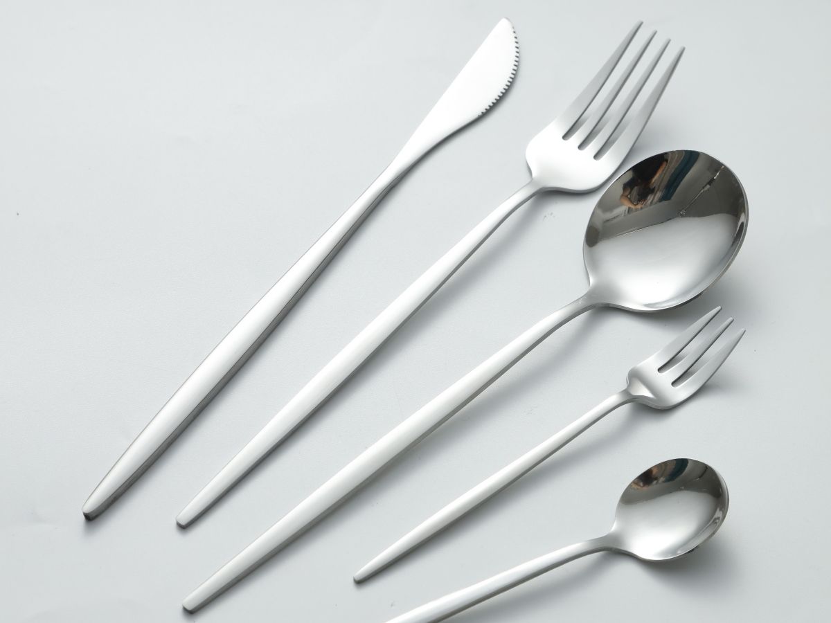 Minimalist Extra Long Slim Handle Stainless Steel Cutlery Set Mirror Silver Flatware